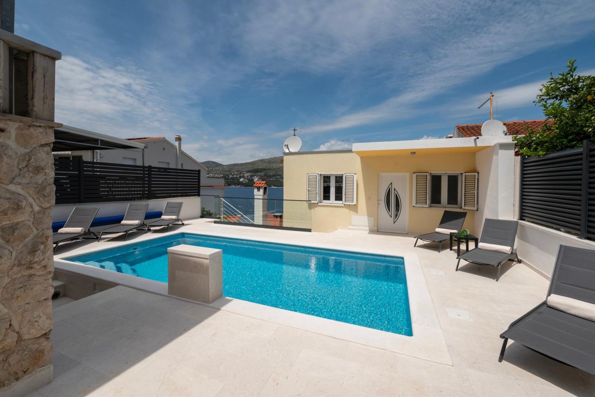 Lavanda Residence With Heated Pool Trogir Split Donji Okrug  Exterior foto