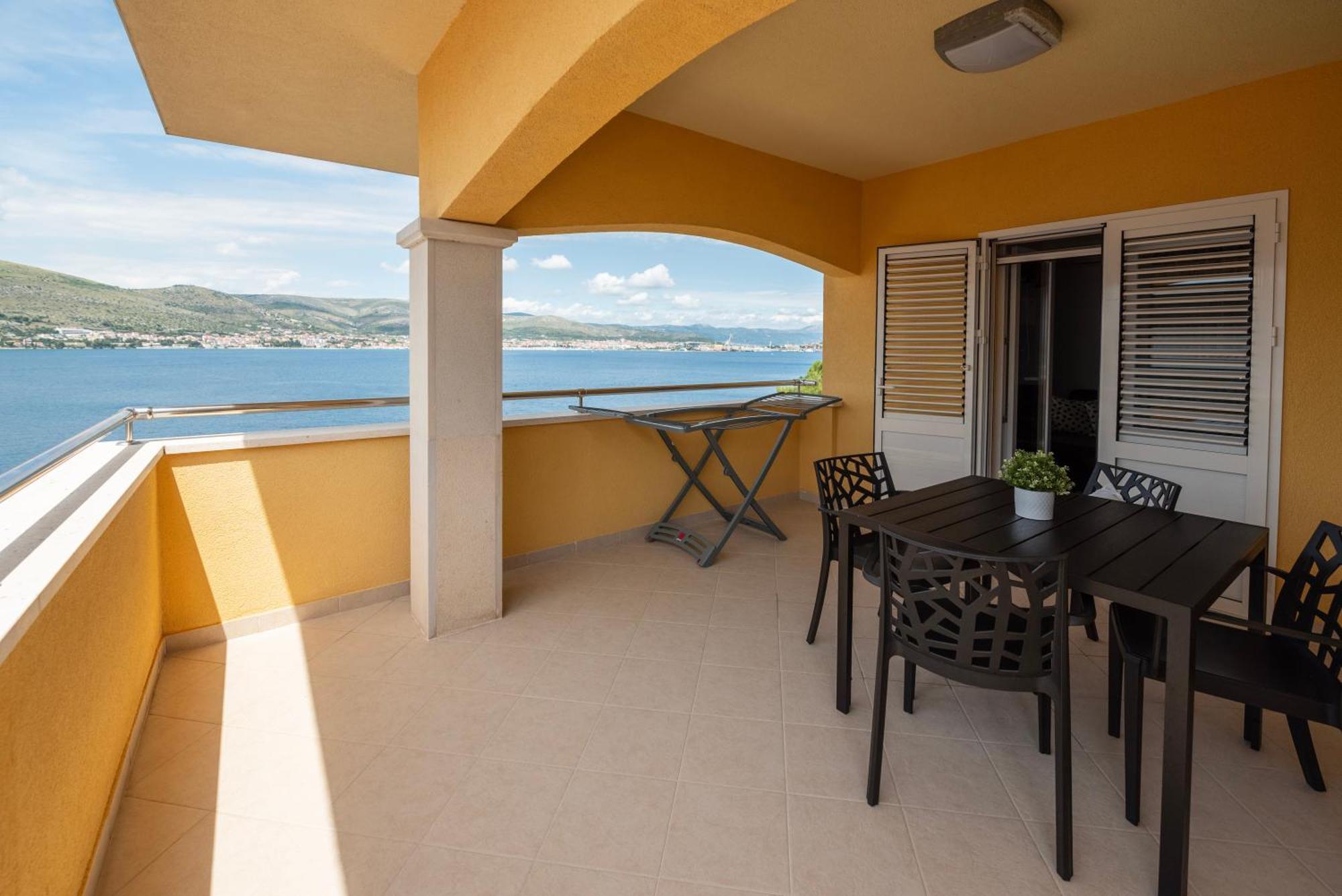 Lavanda Residence With Heated Pool Trogir Split Donji Okrug  Exterior foto